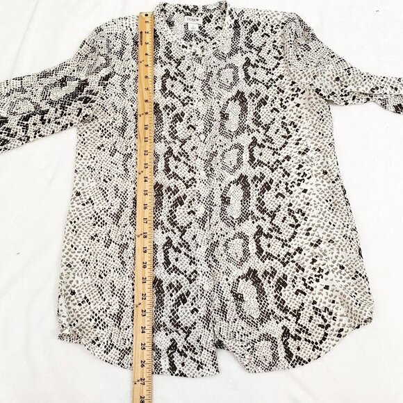 J. Crew snake print mock collar long sleeve lightweight full button front - S - Picture 9 of 10